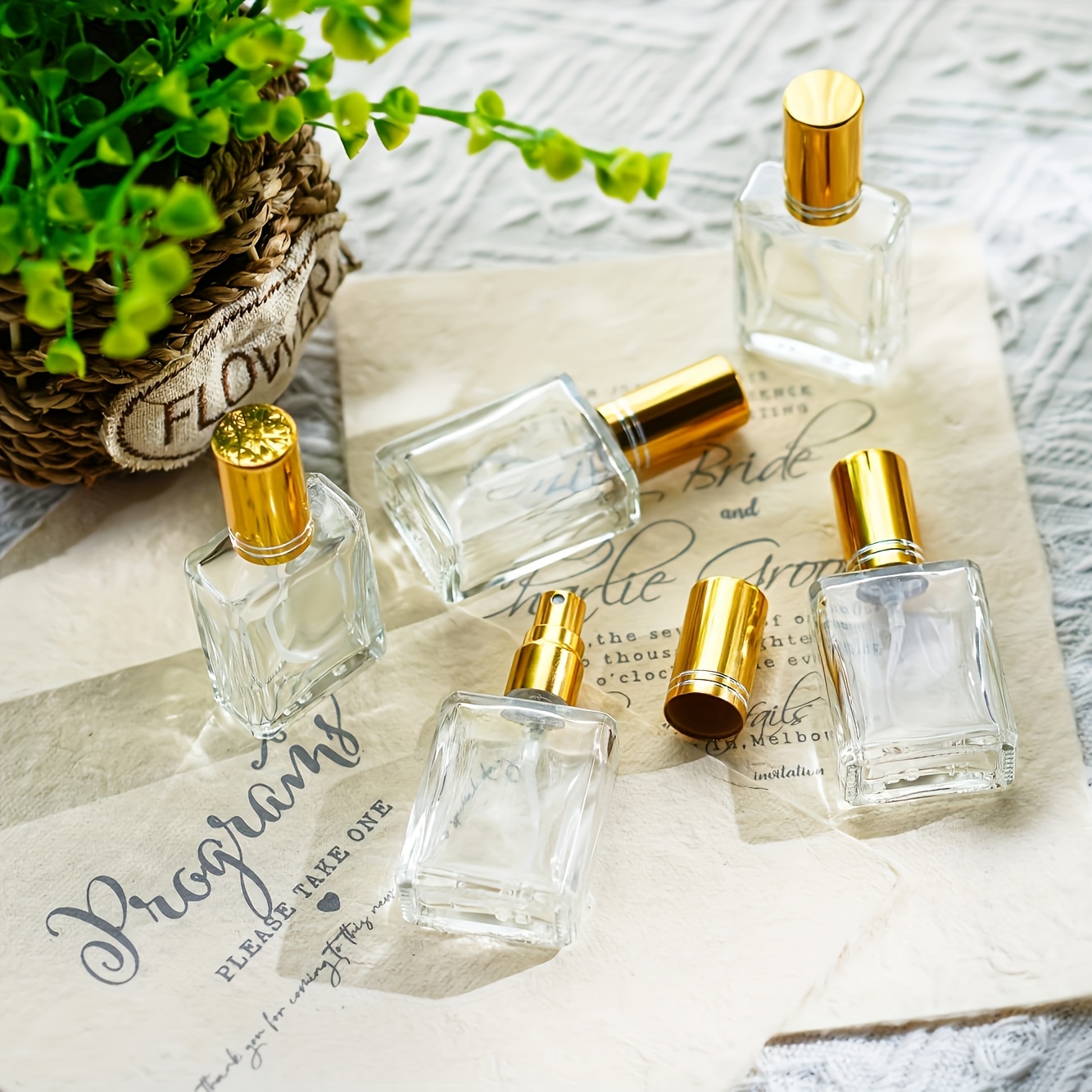 12 個 + 6 アクセサリー 15 ml 透明香水 15  - Perfume Fragrance House のレビューと価格