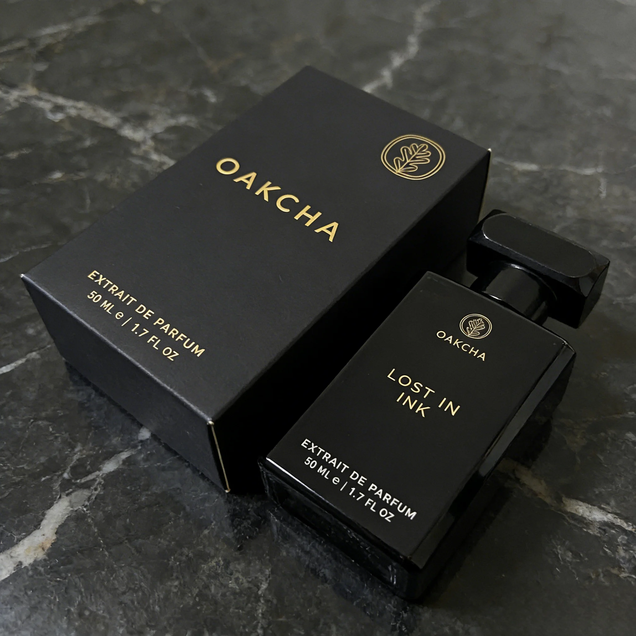 OAKCHA 女性用香水2点セット、Lost In Ink  - Perfume Fragrance Discovery Set のレビューと価格