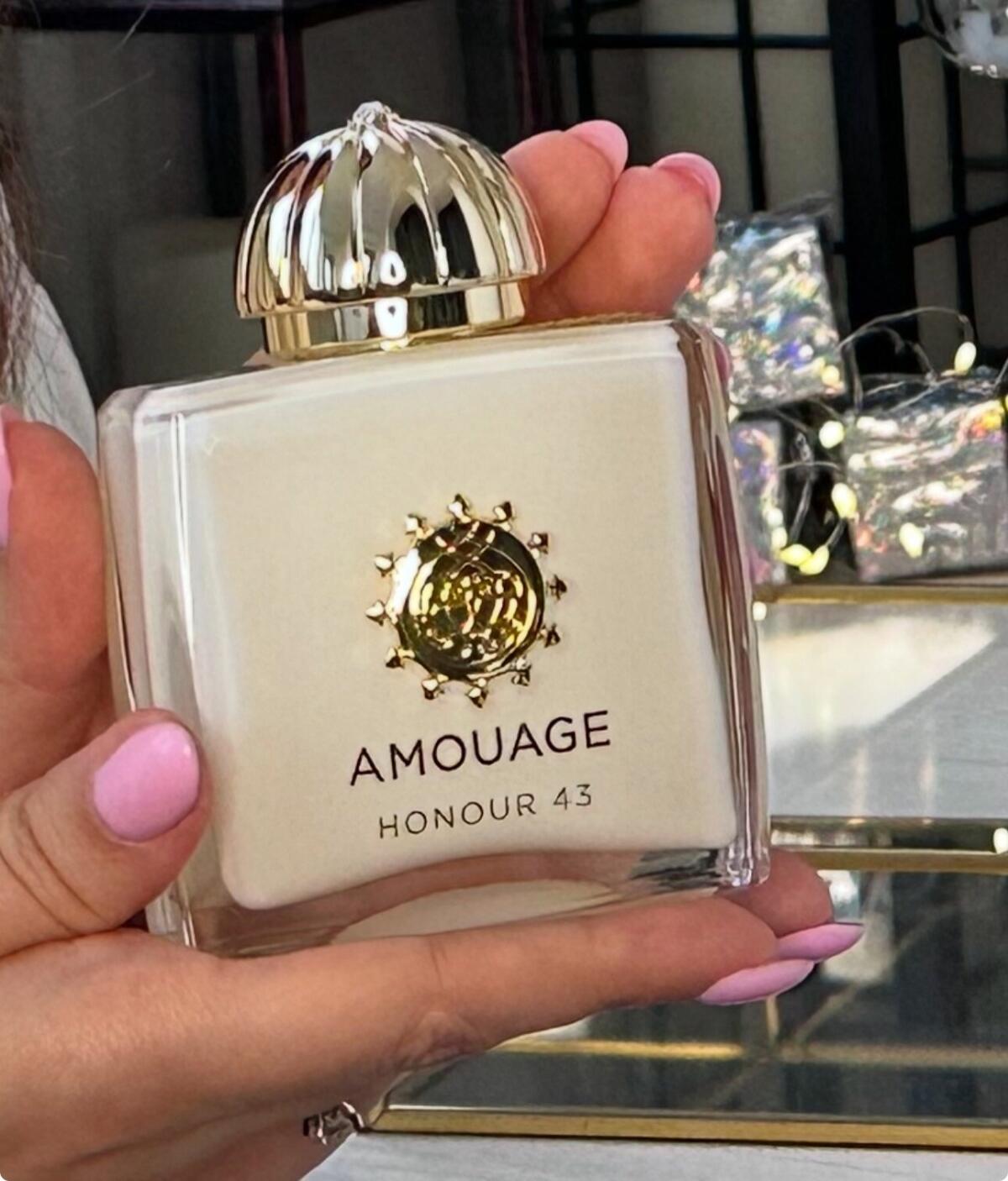 アムアージュ オナー 43 ウーマン エクストレ 100ml - Best Perfume Fragrance のレビューと価格